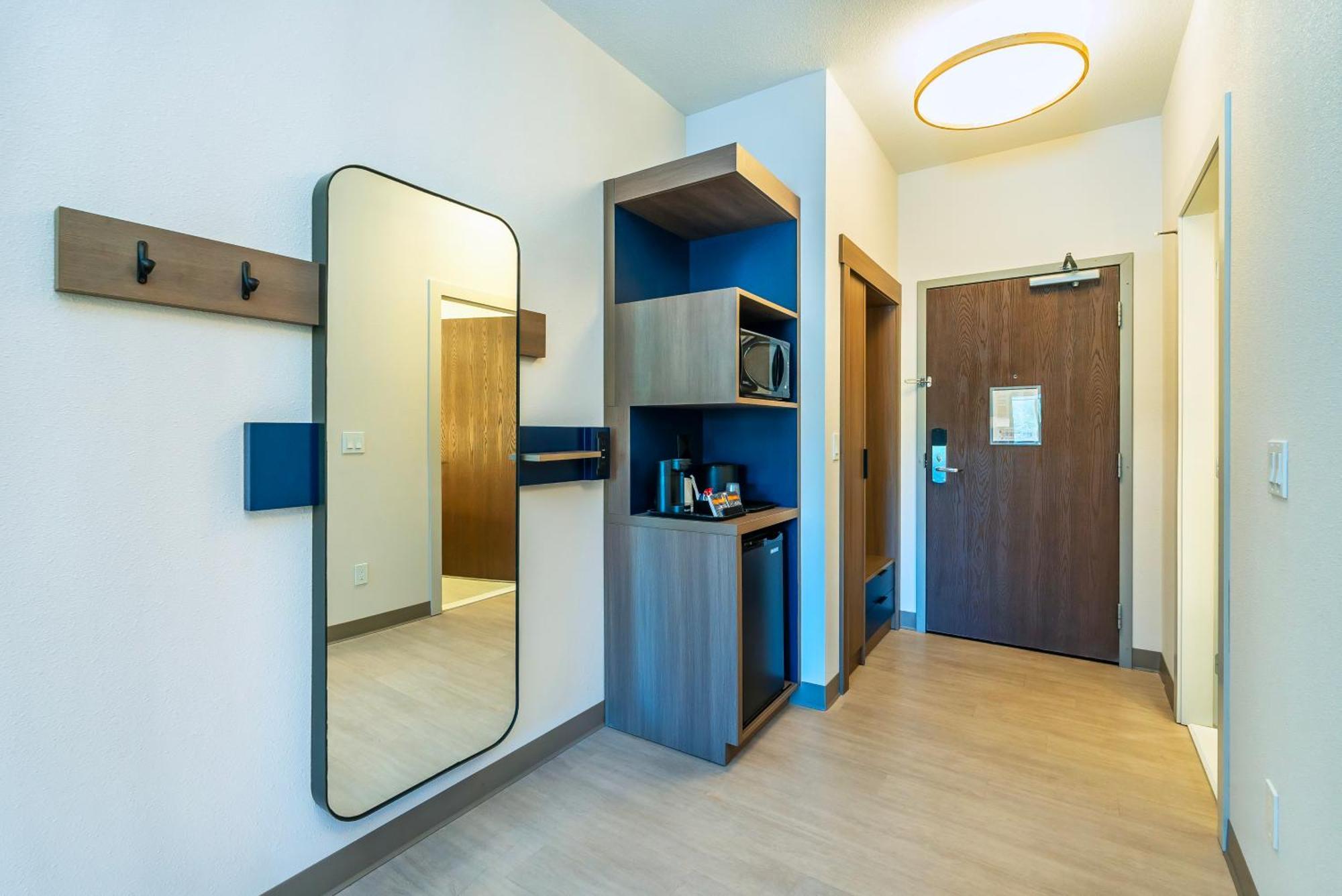 Comfort Suites Κελόουνα  Εξωτερικό φωτογραφία